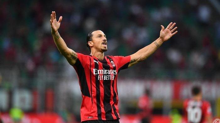 Zlatan Ibrahimovic Siap Berkorban demi Bertahan di Milan
