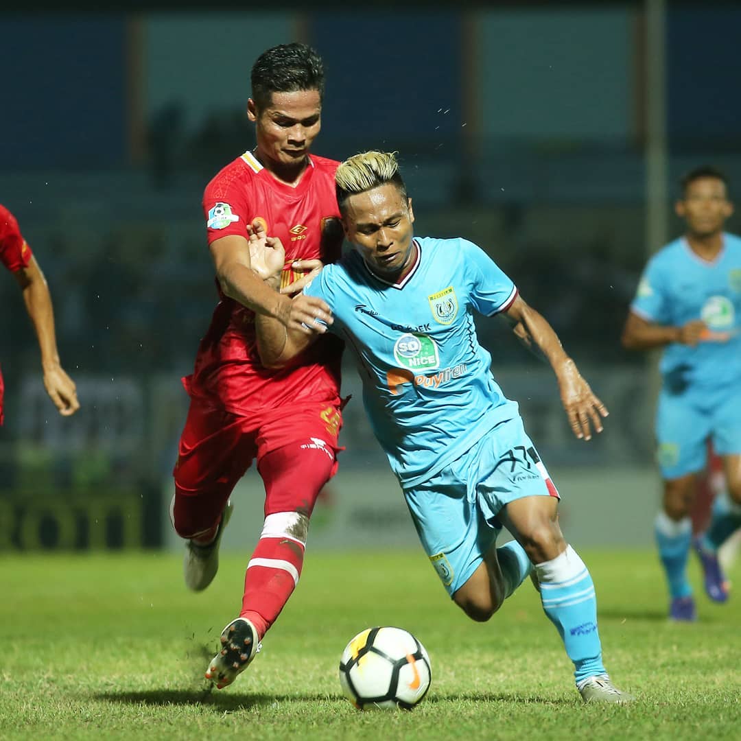 Persela 2-1 Barito Putera, PSIS Semarang 1-0 Sriwijaya FC
