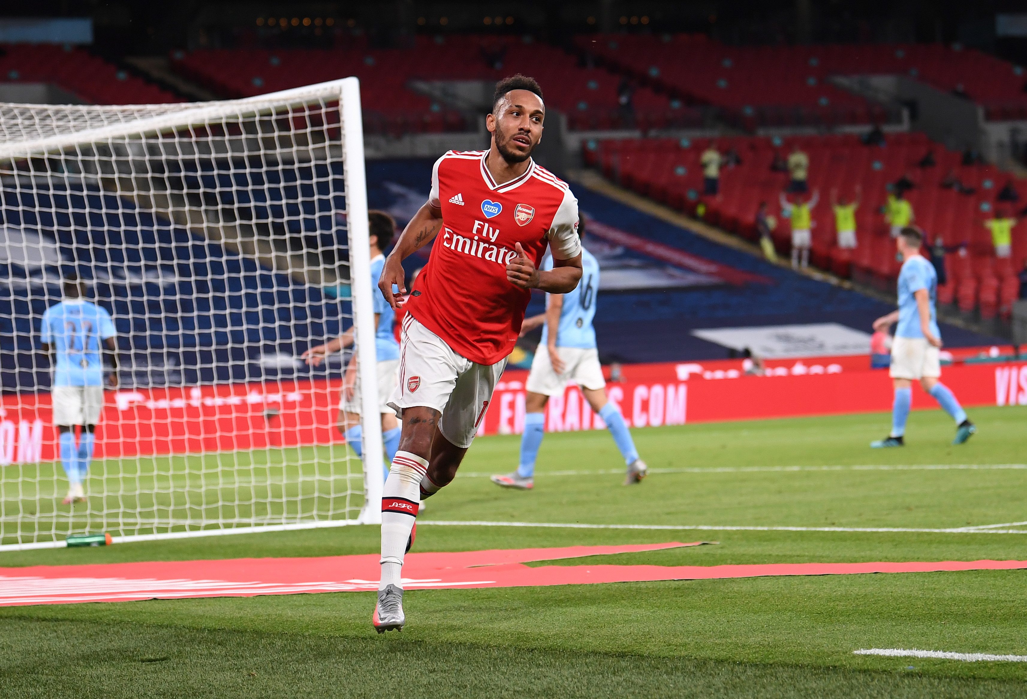 Hasil Pertandingan Kompetisi Eropa: Arsenal Singkirkan Manchester City, AC Milan Cukur Bologna