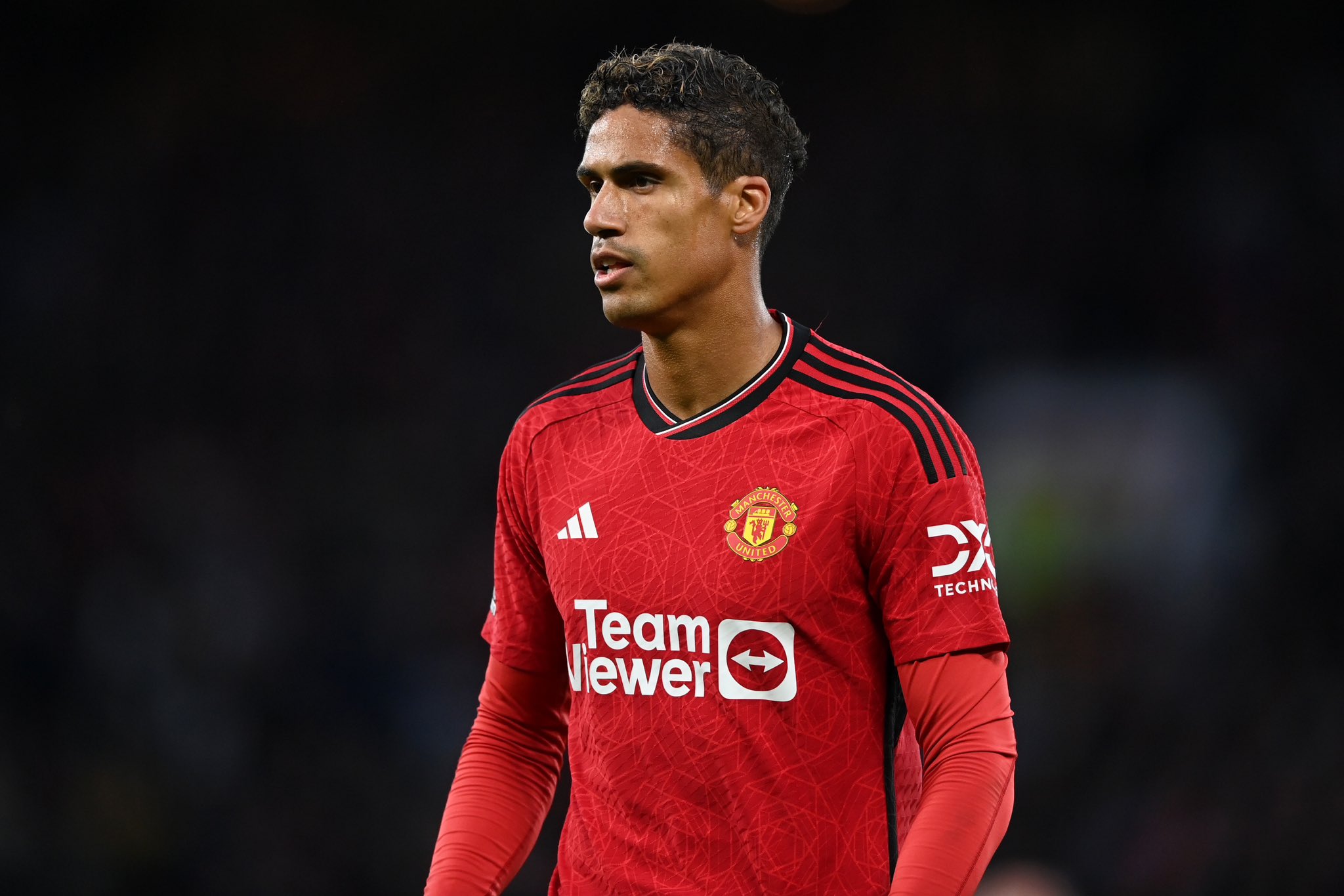 Diisukan Pindah ke Arab Saudi, Raphael Varane Masih Betah di Manchester United