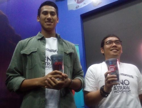 Tagar #NoStrawMovement Bakal Terlihat di Mobil Balap Sean Gelael pada Ajang F2 2019
