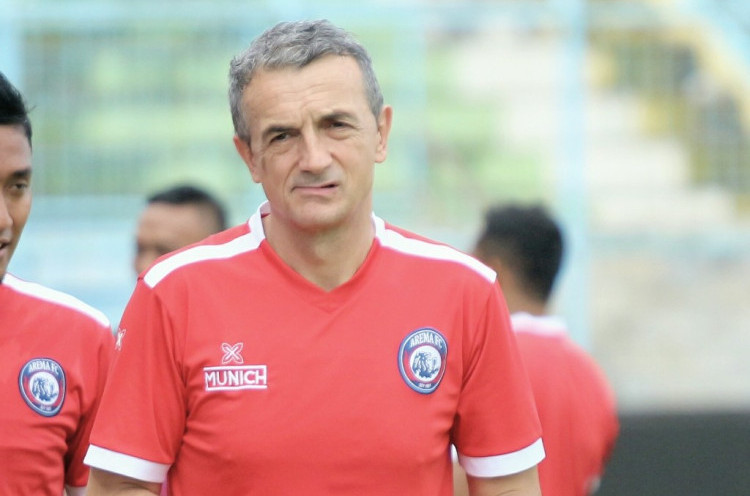 Pelatih Arema FC Anggap Uji Coba Bukan Solusi Atasi Jeda Waktu di Piala Presiden