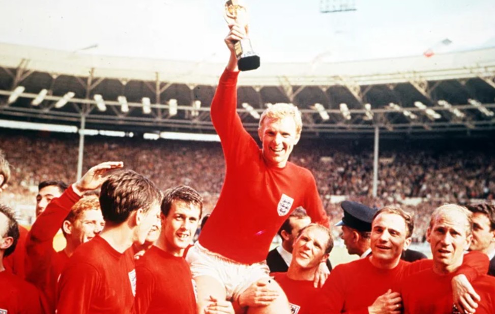 Kilas Balik Piala Dunia 1966: Kontroversi Gol Hantu dan Football's Coming Home
