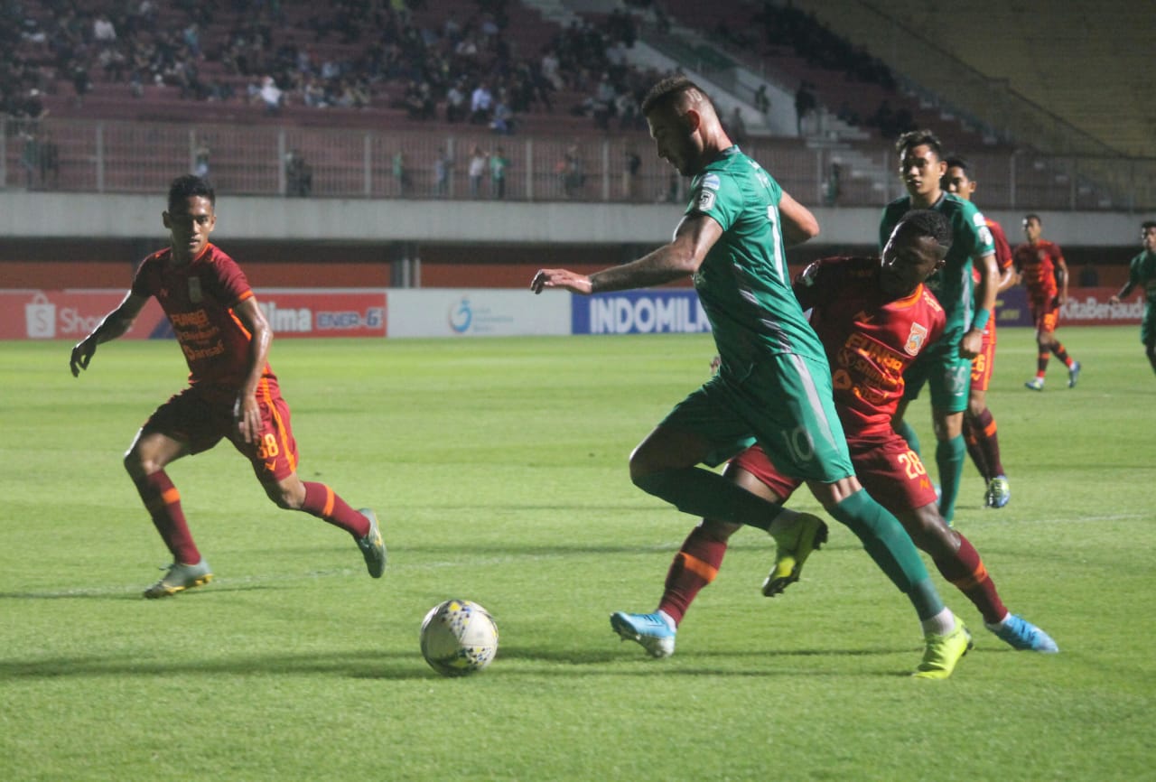 Hasil Liga 1 2019: PSS Kalah dari Borneo FC, Kemenangan 1-0 Persela Diwarnai Pembakaran dan Invasi Suporter