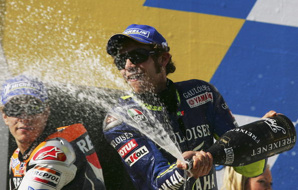 Valentino Rossi Ceritakan Kembali Keputusannya Pergi dari Honda ke Yamaha Tahun 2004