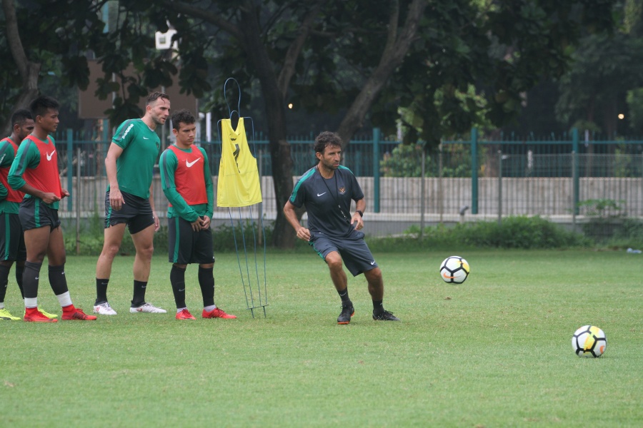 Terkait Performa Pemain, Ini yang Dirasakan Luis Milla Usai Setahun Membesut Timnas Indonesia