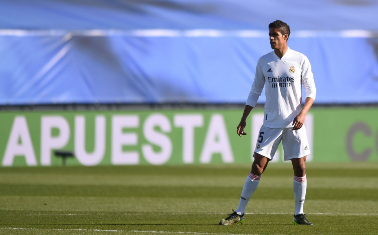 Negosiasi Raphael Varane ke Manchester United Masuk Tahap Genting