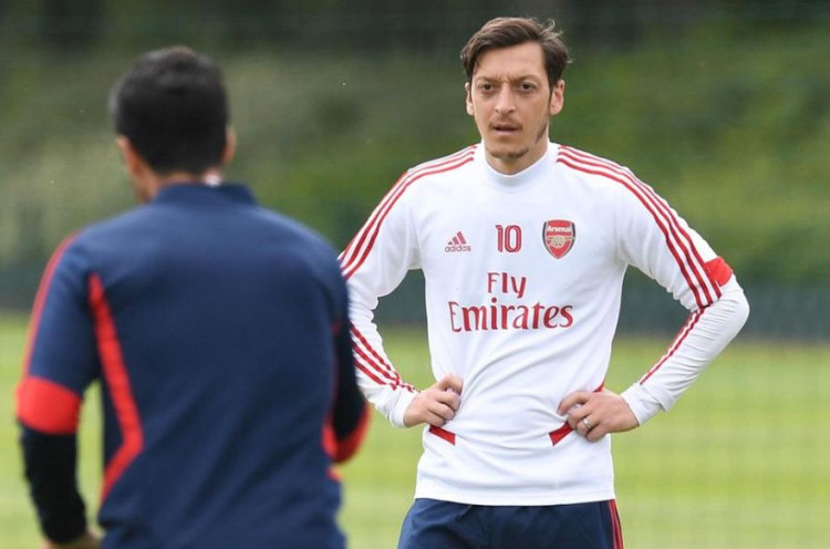 Diasingkan Arsenal, Mesut Ozil Dapat Tawaran dari Klub MLS