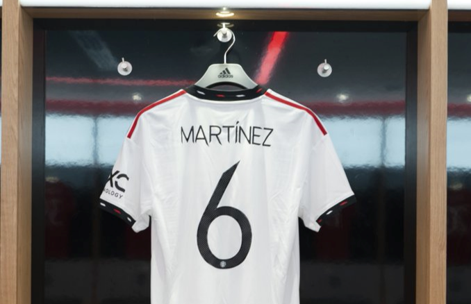Deretan Bek Tangguh Bernomor Punggung 6 Manchester United Sebelum Lisandro Martinez