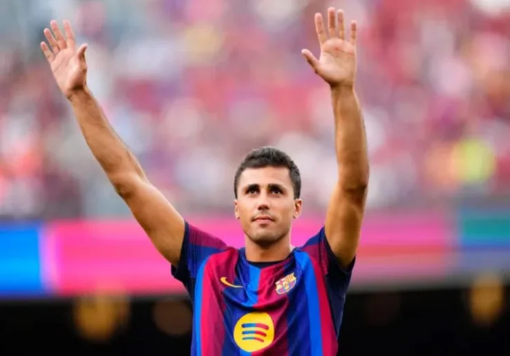 Kapan Rodri Memainkan Laga Debutnya dengan Barcelona?