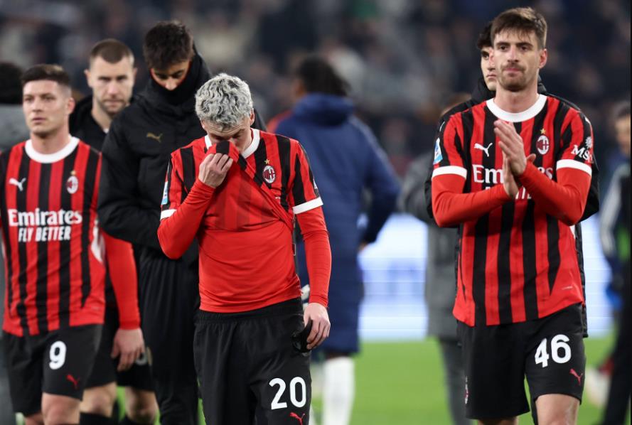 AC Milan: Pelatih Baru, Masalah yang Sama Masih Terus Terjadi
