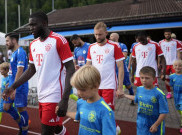 Bantai FC Rottach 27-0, Bayern Munchen Kini Unggul Agregat 70-2