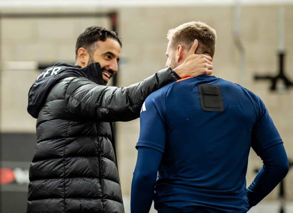 Pertemuan Pertama Ruben Amorim dengan Skuad Manchester United