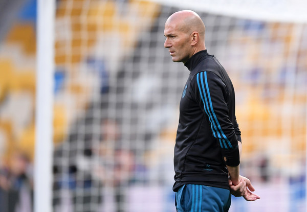 Real Madrid Ingin Pulangkan Zinedine Zidane, tetapi...