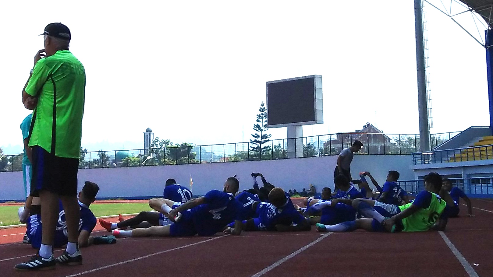 Persib Beberkan Alasan Lebih Fokus Hadapi Persija Ketimbang Borneo FC
