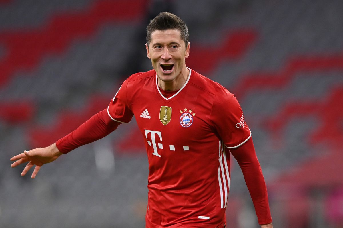 PSG Berniat Bajak Lewandowski untuk Gantikan Mbappe
