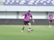 Carlos Pena Datangkan Eks Anak Asuhnya di Persija ke Persita Tangerang