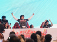 Beramal Sekaligus Bersenang-senang di Pertarungan Legenda