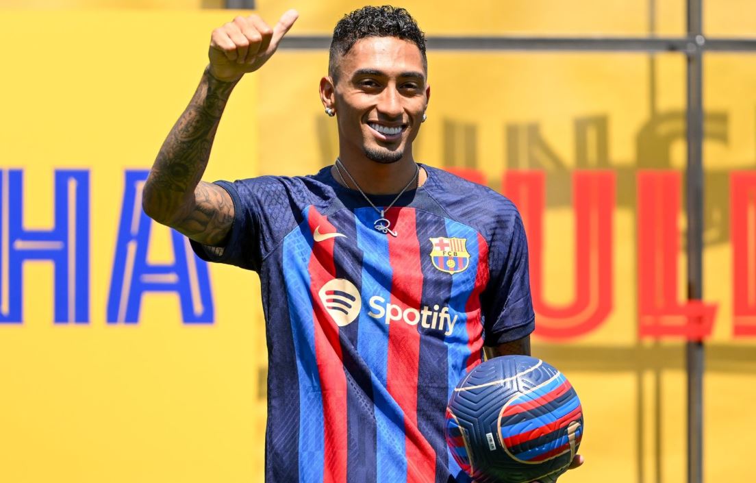 Barcelona Resmi Kenalkan Raphinha sebagai Pemain Anyar Ketiga