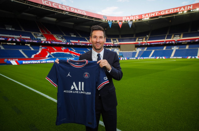 Kepindahan Lionel Messi ke PSG Cerminan Sepak Bola Era Millenial