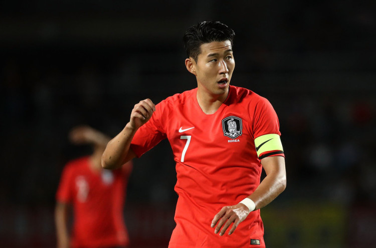 Premier League Ditunda karena Virus Corona, Son Heung-min Lanjutkan Wamil di Korsel