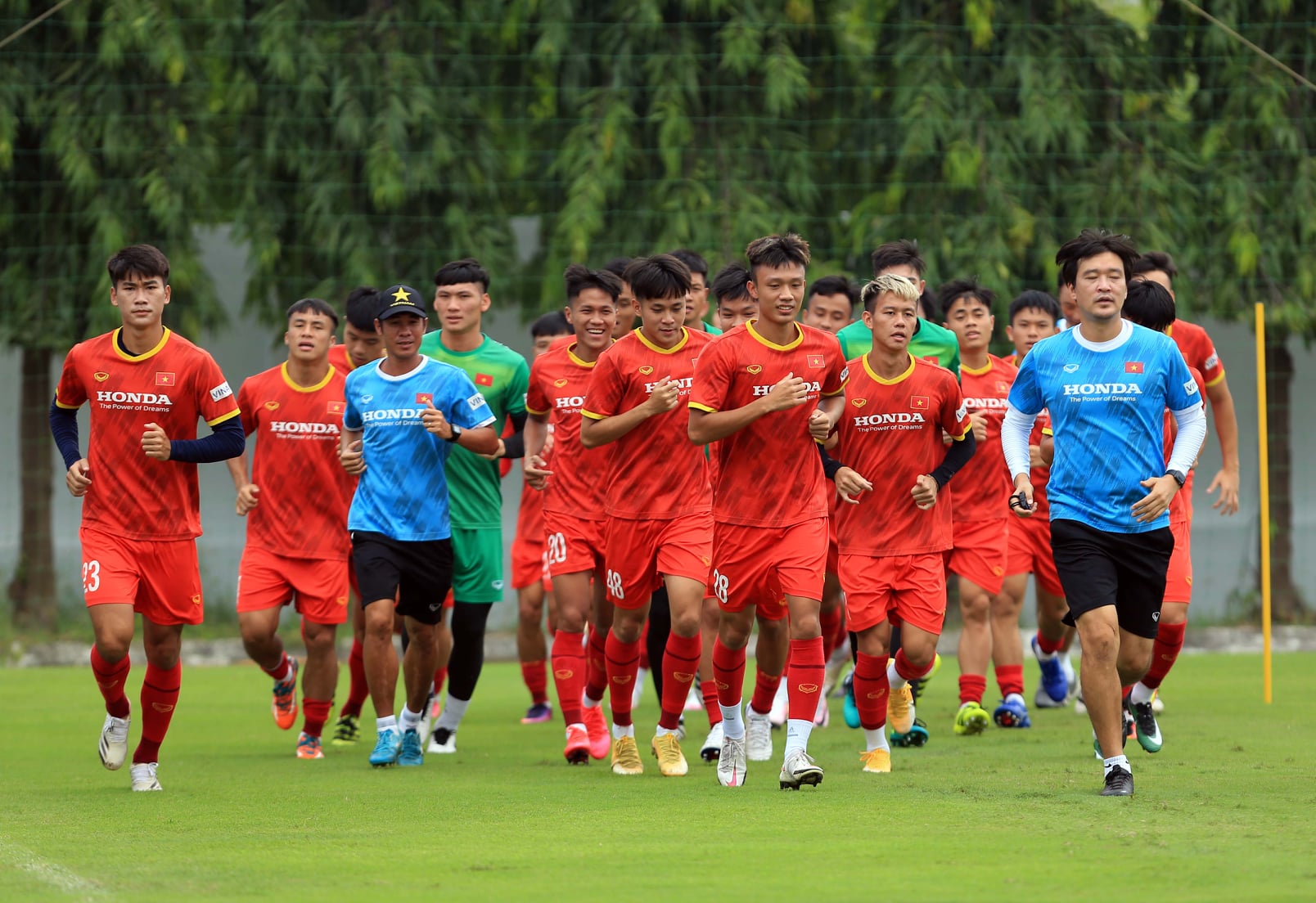 Sambut SEA Games, Timnas Vietnam U-23 dan Thailand Ikut Turnamen di UEA