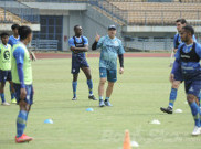 Persib Bandung Diuji TIRA-Persikabo