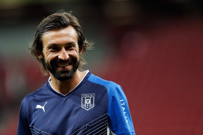 Pirlo Resmi Gantung Sepatu