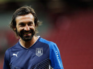 Pirlo Resmi Gantung Sepatu