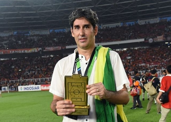 Jadi Pelatih Terbaik, Teco Sebut Faktor Utama di Persija Jakarta