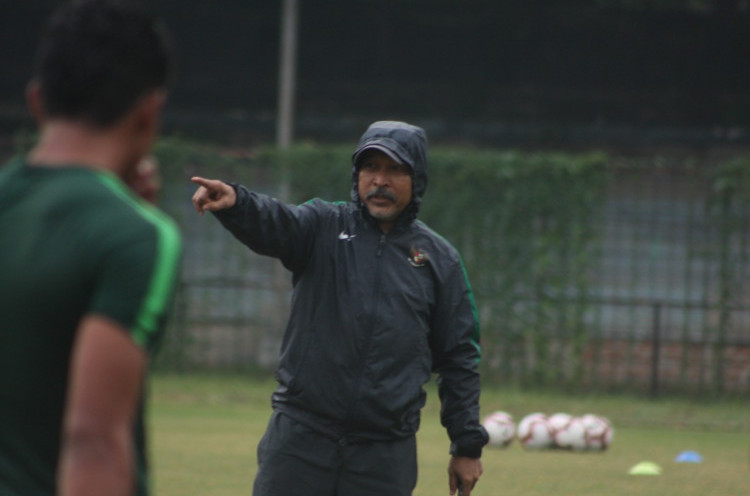 Latihan Perdana Timnas Indonesia U-19 Diguyur Hujan, Fakhri Husaini Ganti Program Latihan