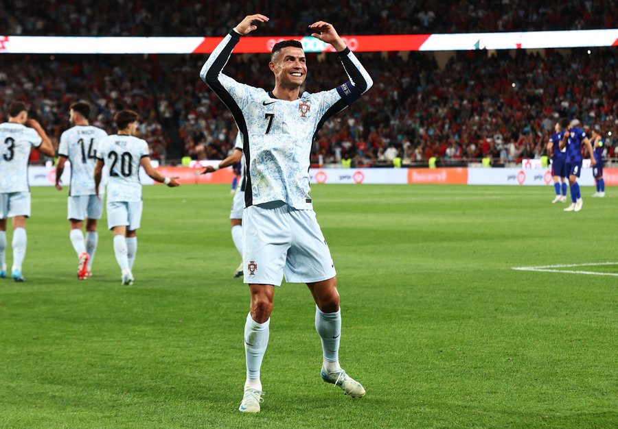 Cetak 900 Gol, Cristiano Ronaldo: Rekor yang Mengikuti Saya