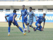 Meski Gim Internal, Robert Alberts Klaim Persib Sudah Alami Peningkatan