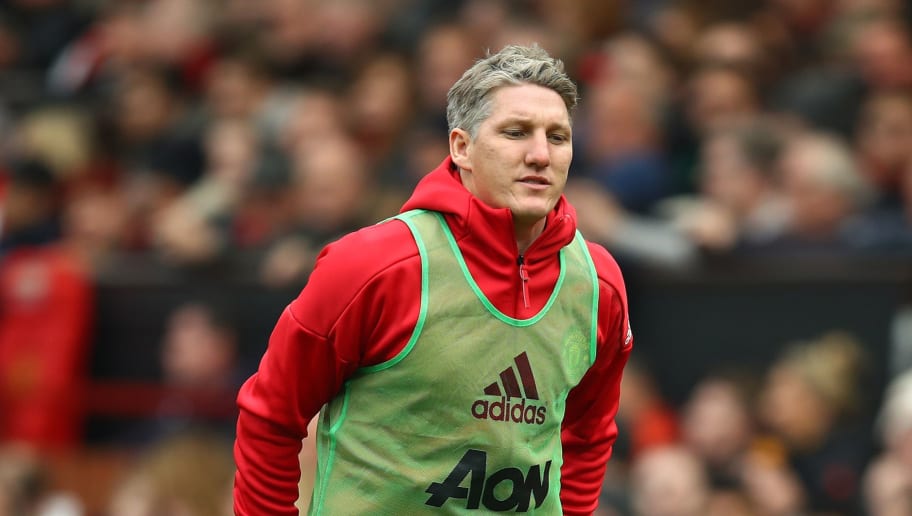 Schweinsteiger Beberkan Perlakuan Buruk Mourinho di Man United