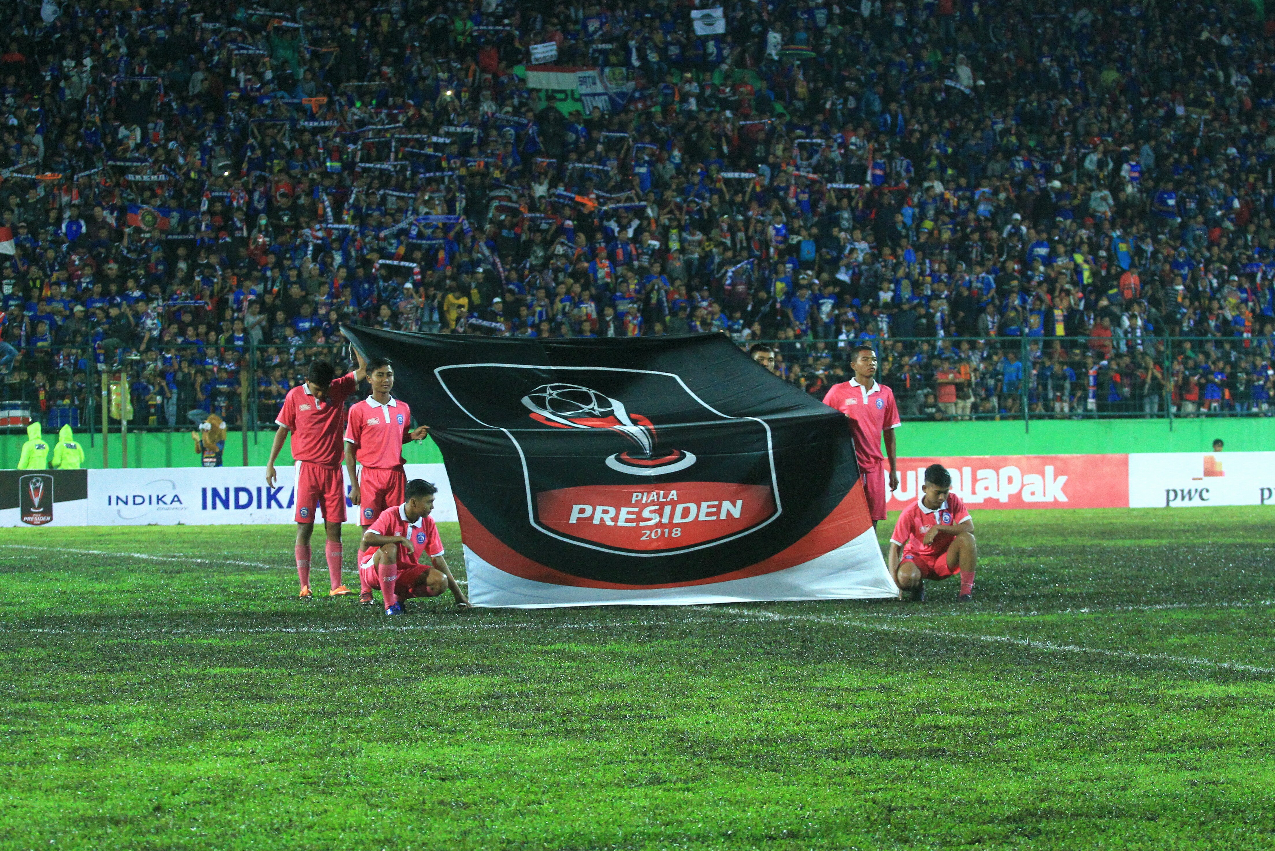 Kondisi Lapangan Gajayana Kurang Memadai, Grup E Piala Presiden 2018 Pindah ke Stadion Kanjuruhan
