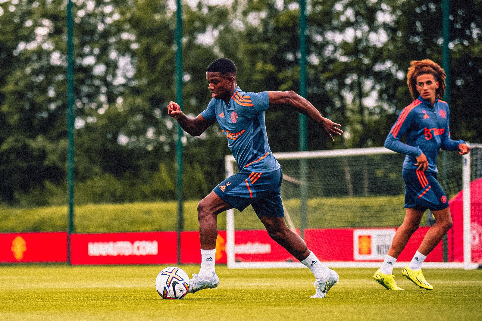 Tyrell Malacia Tebar Ancaman untuk Bek Kiri Mancheter United