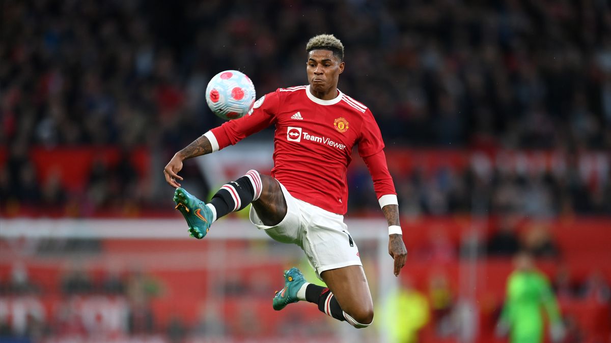 Wayne Rooney Tantang Rashford Pecahkan Rekornya di Man United