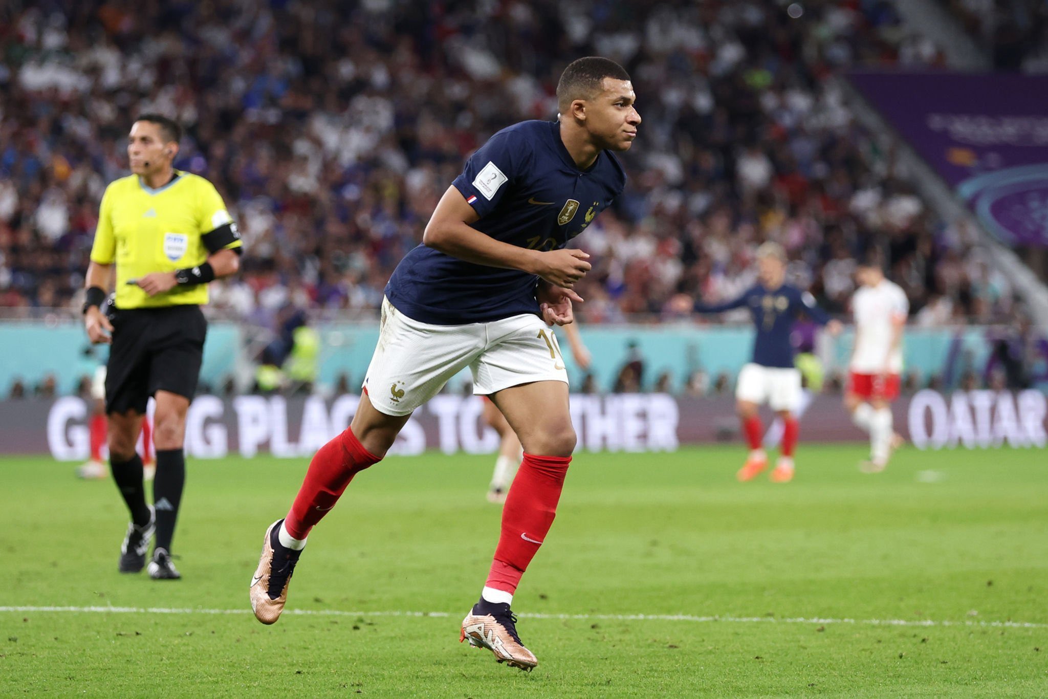 Prancis 3-1 Polandia: Kylian Mbappe Gendong Les Bleus ke Perempat Final