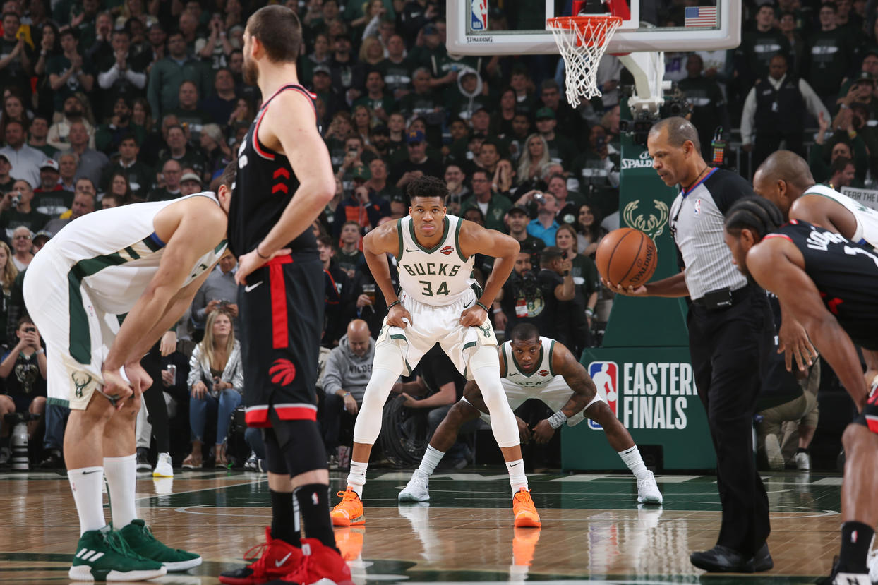 Final Wilayah Timur NBA Playoff 2019: Giannis Bawa Bucks Unggul 2-0 
