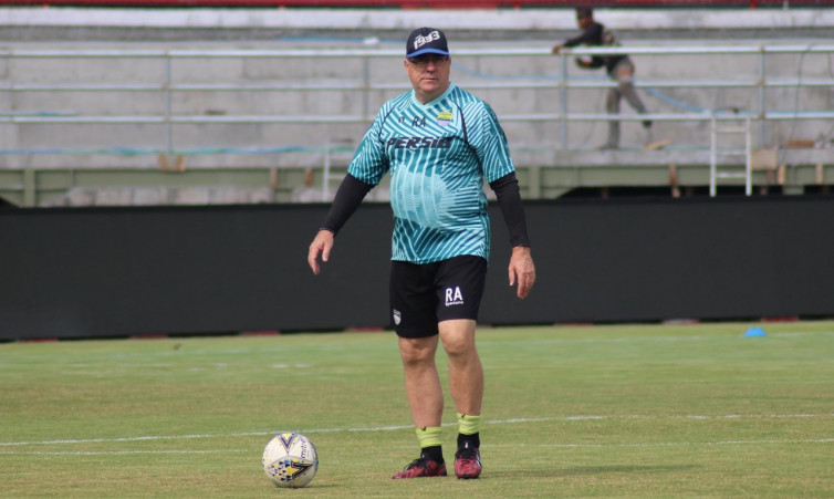 Robert Alberts Yakin Persib Bandung Dapat Keamanan yang Maksimal saat Berada di Jakarta