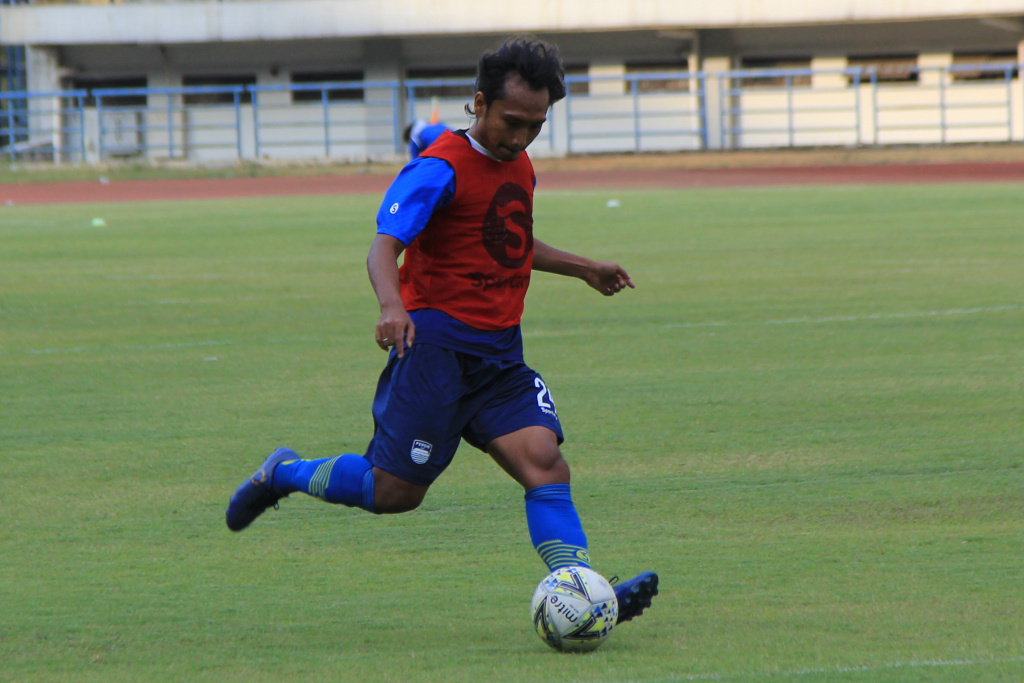 Penjelasan Pelatih Persib soal Tak Perpanjang Kontrak Hariono