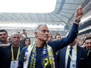 Dapat Sambutan Luar Biasa, Jose Mourinho Berjanji Wujudkan Impian Fenerbahce
