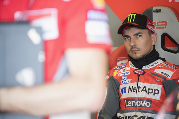 Jorge Lorenzo Bantah Pensiun Bila Repsol Honda Tidak Mengontraknya 