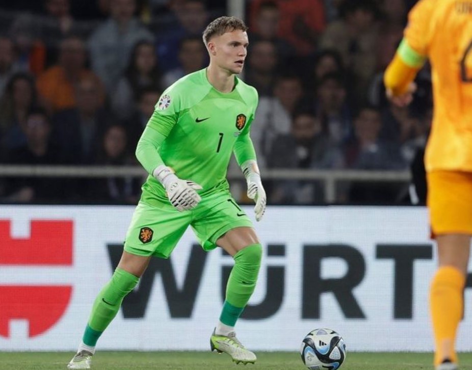 Ronald Koeman Tunjuk Bart Verbruggen Jadi Kiper Utama Belanda
