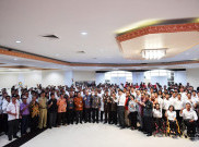 Menpora Serahkan SK CPNS ke 285 Atlet Berprestasi