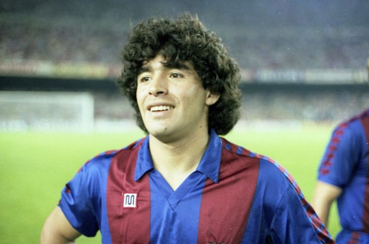 Nostalgia - Kisah Debut Diego Maradona bersama Barcelona dan Pepe Carrete  