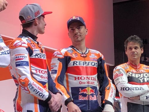 Tulisan Optimistis di Helm Jorge Lorenzo: Saya Bukan Pembalap Hebat, tapi Saya Seorang Juara
