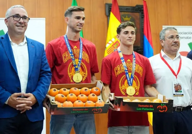 150 Kg Tomat, Hadiah yang Diterima Dua Pemain Spanyol Usai Juara Piala Dunia 2026