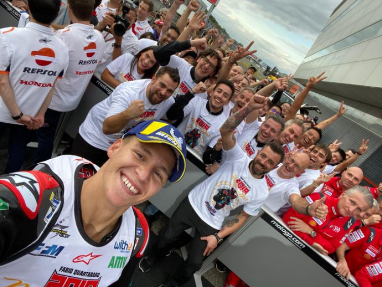 Fabio Quartararo Gantikan Posisi Valentino Rossi di Yamaha