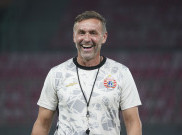 Belum Pikirkan Laga Lawan Persib, Thomas Doll Mau Istirahat